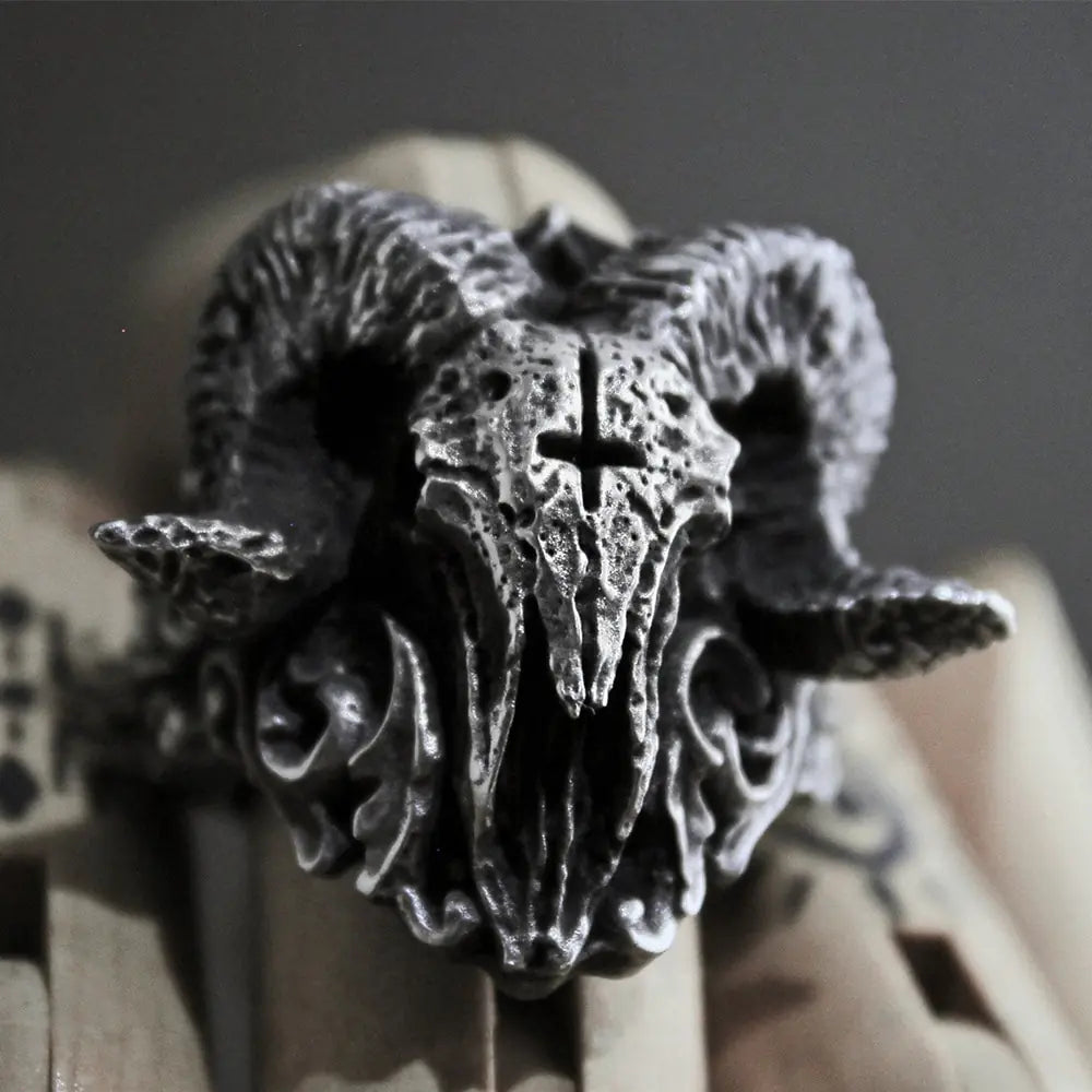 Unique Punk Gothic Skull Ring